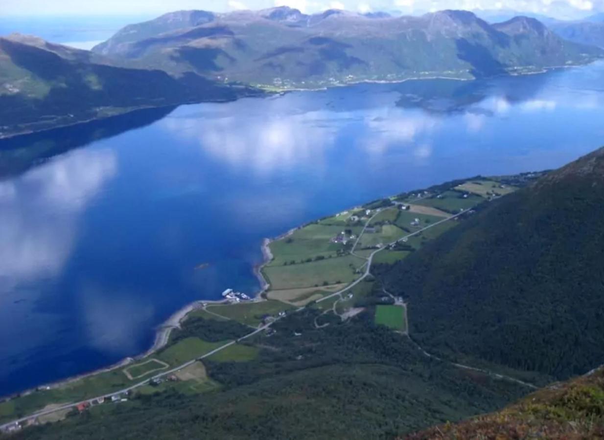 Rekdal Villa Vestnes Buitenkant foto