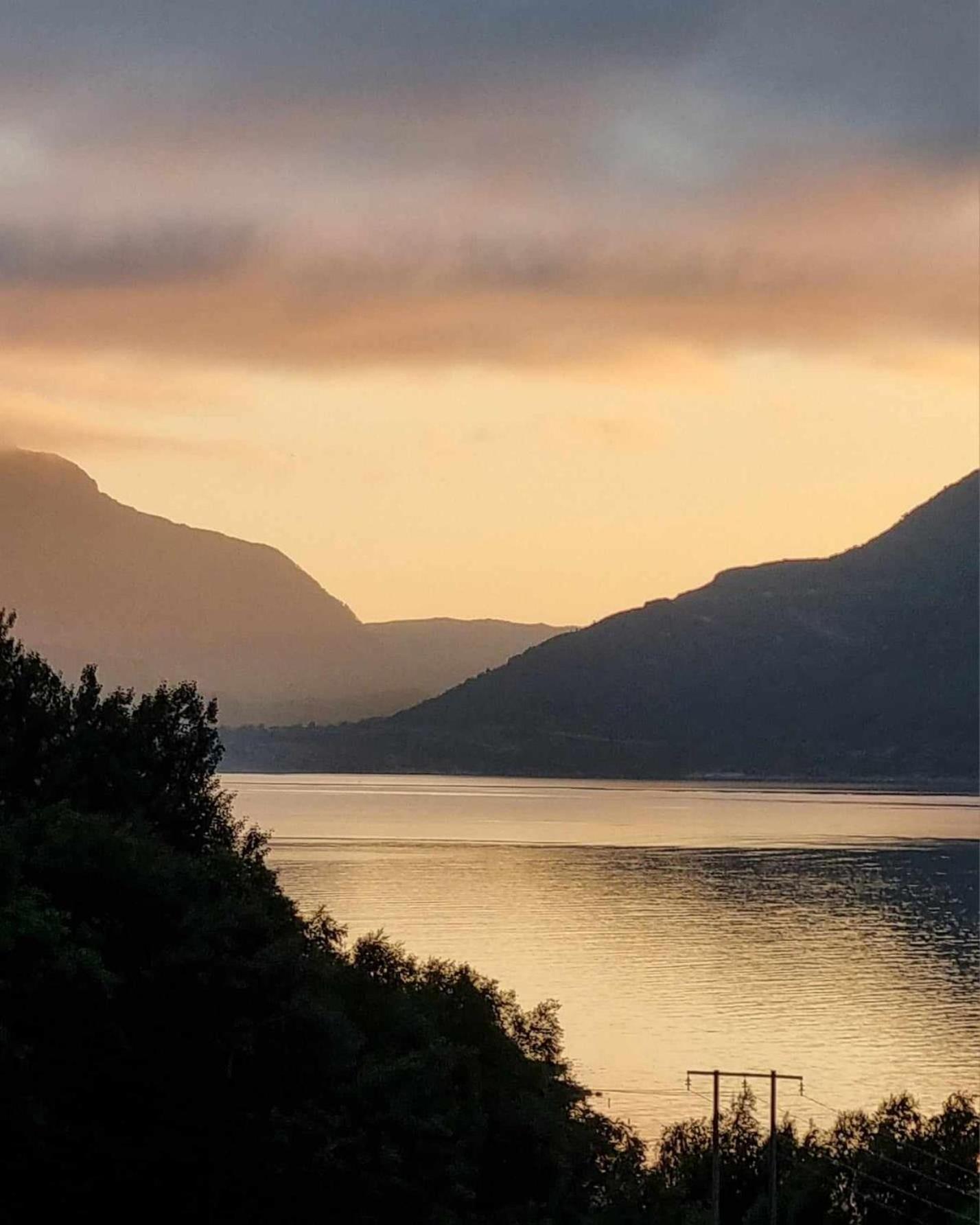 Rekdal Villa Vestnes Buitenkant foto